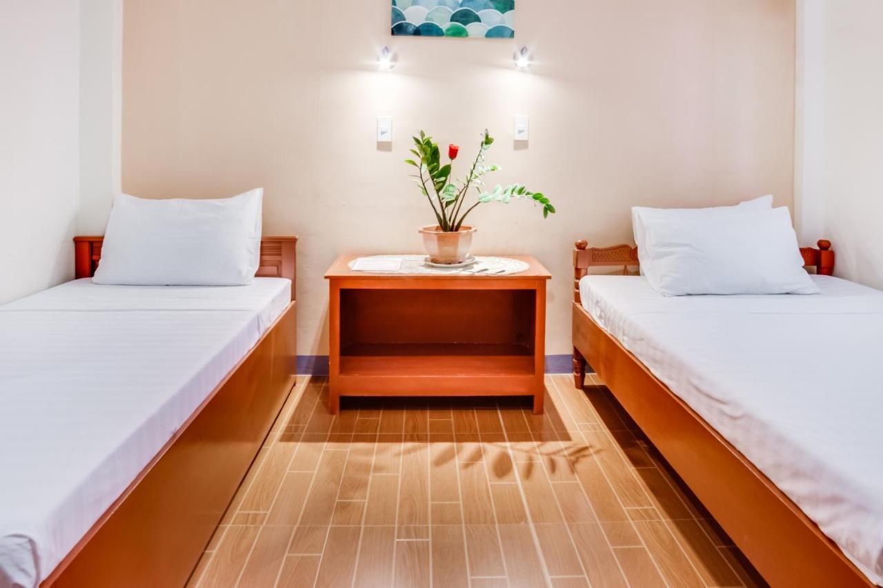 Esperanza Cawit Resort And Cafe المظهر الخارجي الصورة